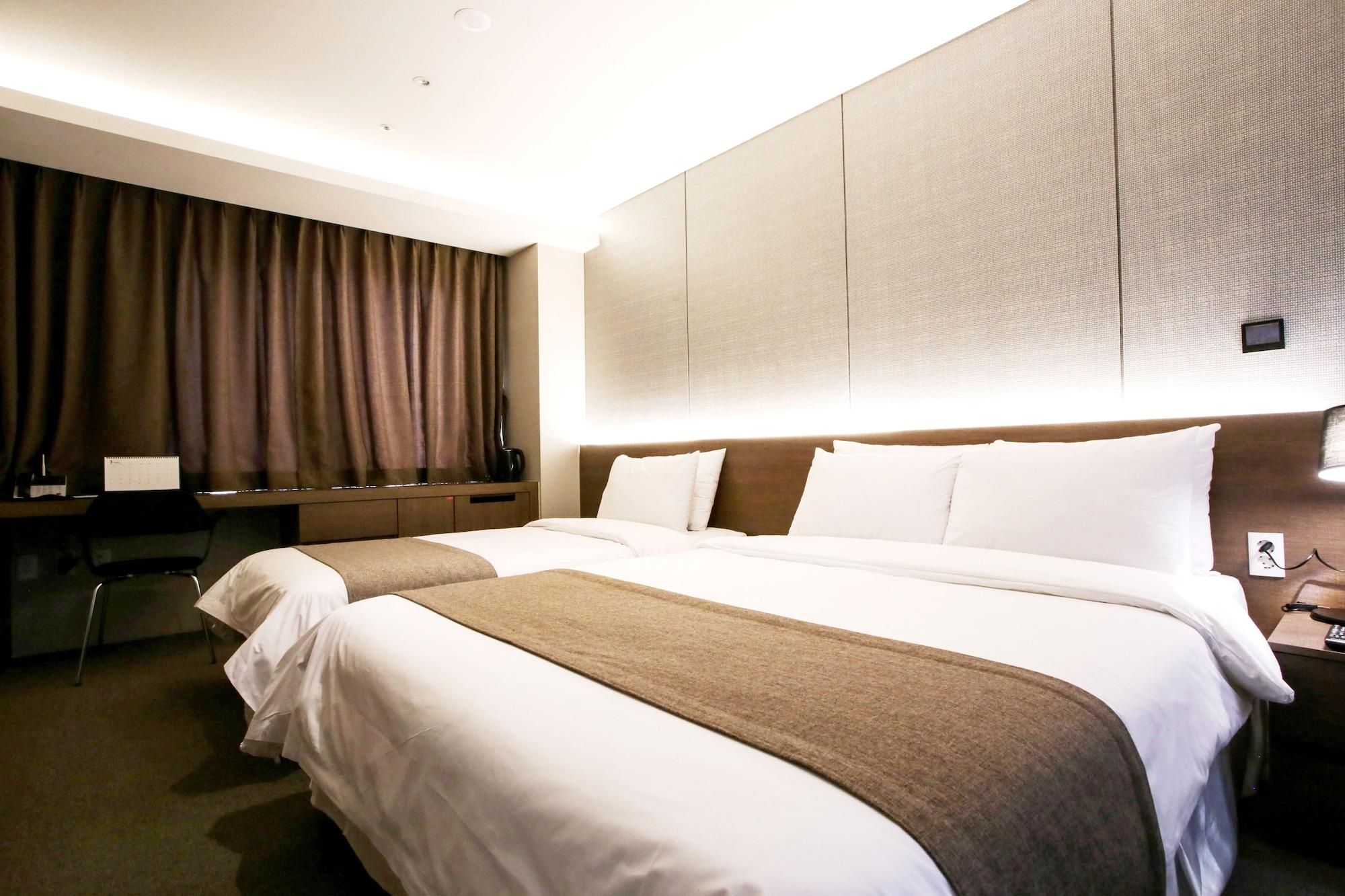 M Stay Hotel Gyeonggi Giheung Йонгин Экстерьер фото