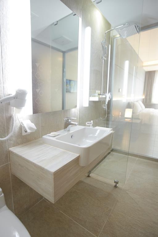 M Stay Hotel Gyeonggi Giheung Йонгин Экстерьер фото
